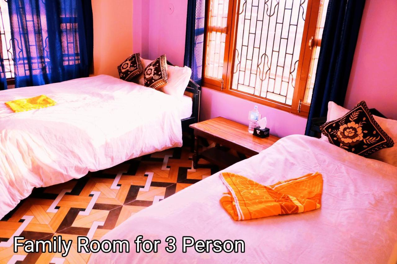 Hotel National Park Sauraha- Homely Stay And Peaceful Location With Jungle Safari Arrangements エクステリア 写真