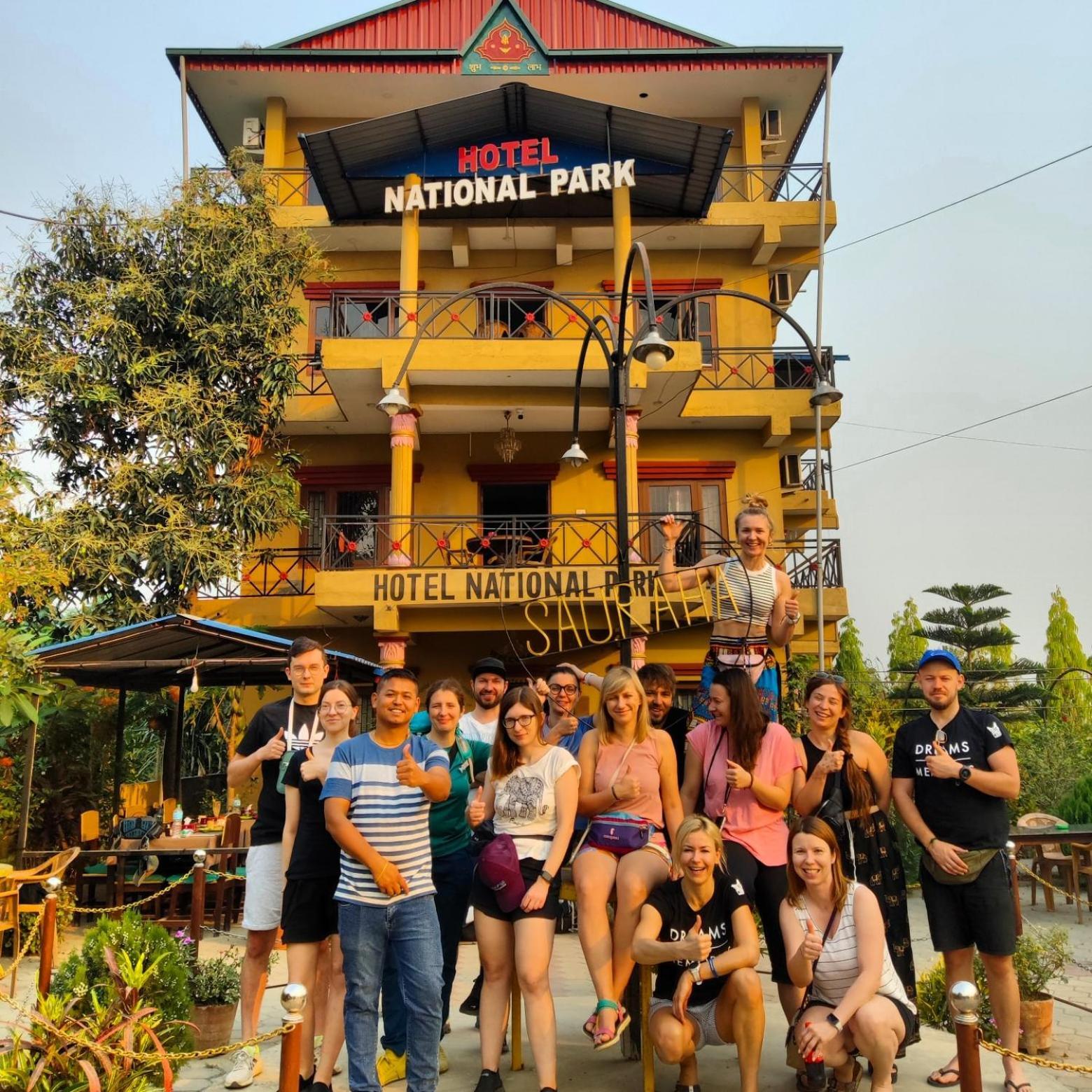 Hotel National Park Sauraha- Homely Stay And Peaceful Location With Jungle Safari Arrangements エクステリア 写真